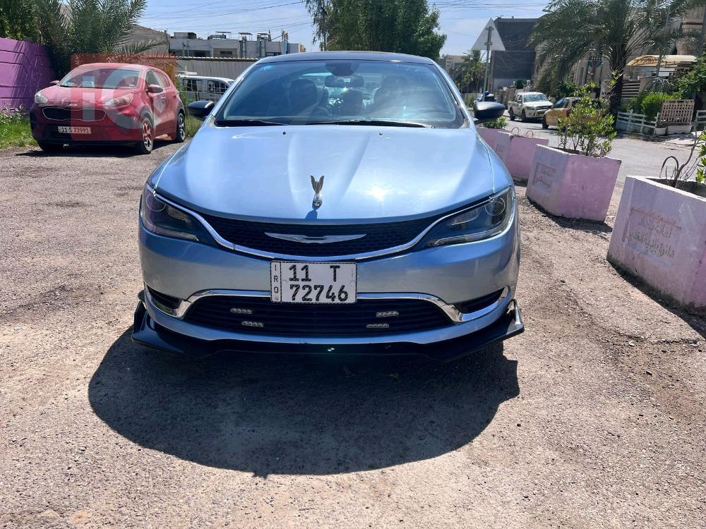 Chrysler 200